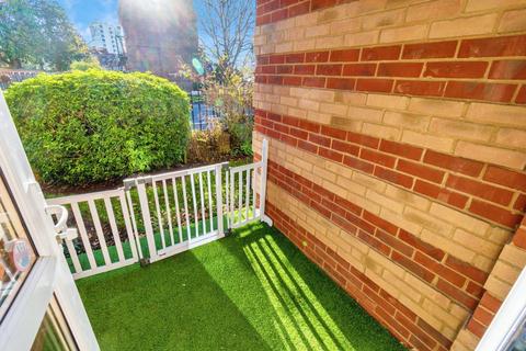 1 bedroom flat for sale, Devonshire Road, Southampton, Hampshire, SO15