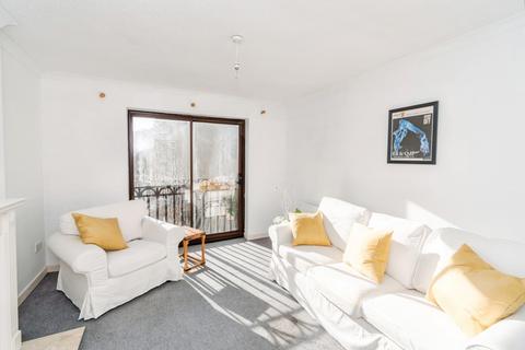 3 bedroom terraced house for sale, Mayfair Gardens, Southampton, Hampshire, SO15