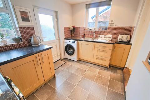 2 bedroom semi-detached house for sale, Dovercourt Road, Sheldon, Birmingham