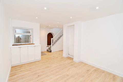 2 bedroom semi-detached house for sale, Winchester Road, Southampton, Hampshire, SO16