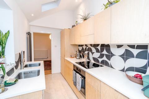 2 bedroom semi-detached house for sale, Ivy Road, Southampton, Hampshire, SO17