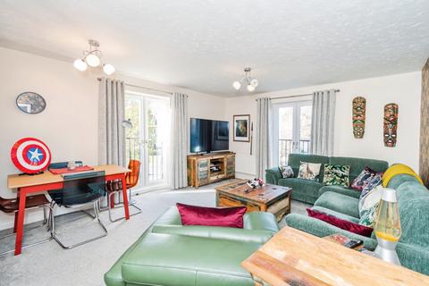 2 bedroom flat for sale, Admiralty Way, Marchwood, Southampton, Hampshire, SO40