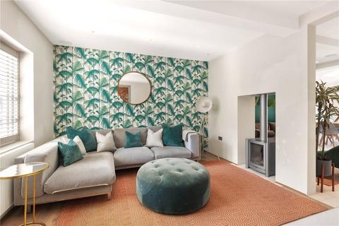 3 bedroom terraced house for sale, Sabine Road, London, SW11