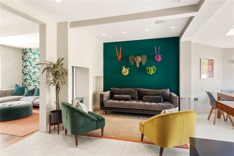 3 bedroom terraced house for sale, Sabine Road, London, SW11