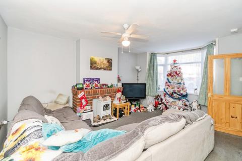 undefined, Warren Crescent, Southampton, Hampshire, SO16