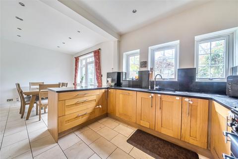 5 bedroom detached house for sale, Lynwood Grove, Orpington
