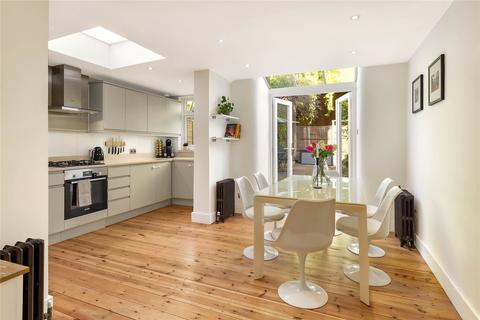3 bedroom terraced house for sale, Eversleigh Road, London, SW11