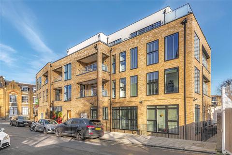 3 bedroom flat for sale, Battersea Park Road, Battersea, London, SW11