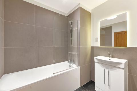 3 bedroom flat for sale, Battersea Park Road, Battersea, London, SW11