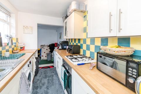 undefined, Peterborough Road, Inner Avenue, Southampton, Hampshire, SO14