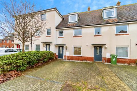 Wilroy Gardens, Maybush, Southampton, Hampshire, SO16