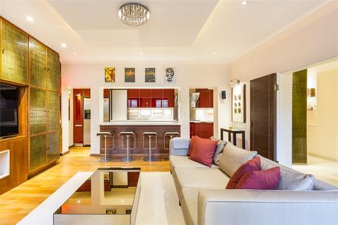 Warwick Square, Pimlico, London, SW1V