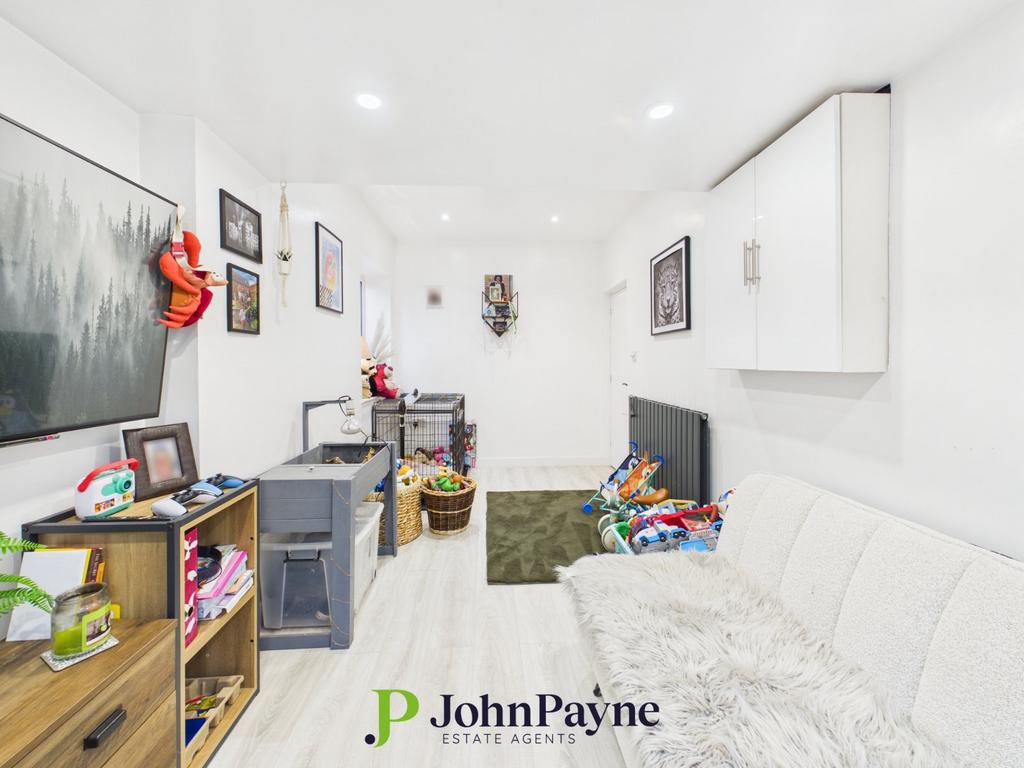 Sitting/Playroom