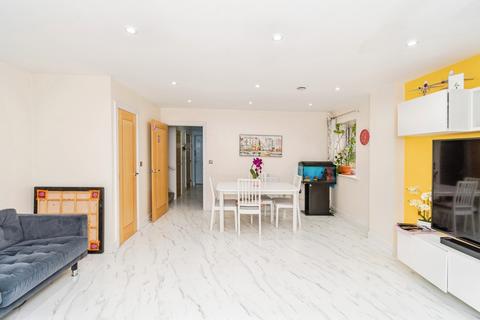 undefined, Archers Road, Banister Park, Southampton, Hampshire, SO15