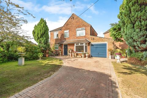 5 bedroom detached house for sale, Salisbury Road, Totton, Southampton, Hampshire, SO40