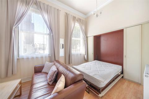 Studio for sale, Salisbury House, 3 Drummond Gate, Pimlico, London, SW1V