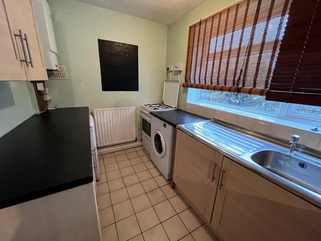 Kitchen Area.jpg