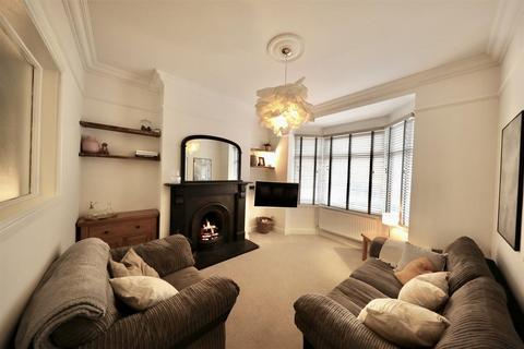 2 bedroom terraced house for sale, Perth Street, Hull