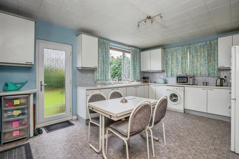 3 bedroom detached house for sale, Ferndale, Waterlooville, Hampshire, PO7