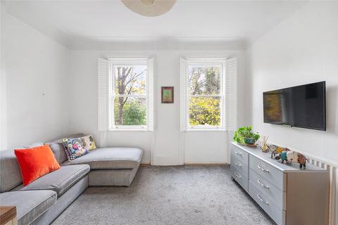 2 bedroom flat for sale, Trouville Road, London, SW4