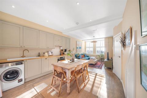 4 bedroom terraced house for sale, Mauleverer Road, London, SW2