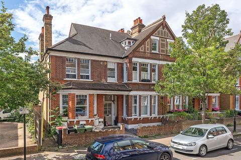 Cautley Avenue, London, SW4