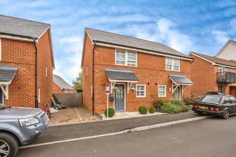 Bazeley Road, WATERLOOVILLE, Hampshire, PO7