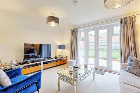 3 bedroom semi-detached house for sale, Lincoln Way, Maldon, CM9