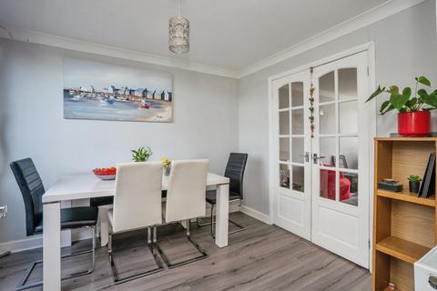 3 bedroom end of terrace house for sale, Chaucer Close, Waterlooville, Hampshire, PO7