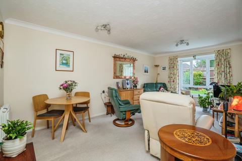 1 bedroom flat for sale, Holman Close, Waterlooville, Hampshire, PO8