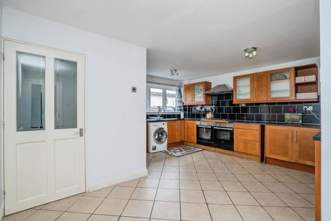 3 bedroom house for sale, Thrush Walk, Waterlooville, Hampshire, PO8