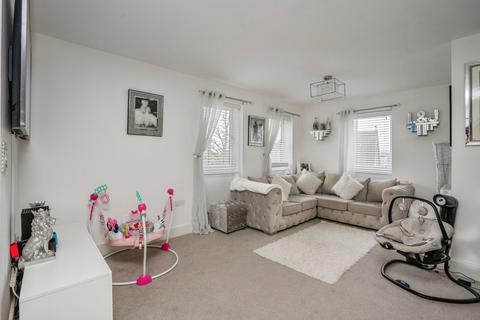 2 bedroom flat for sale, Titchfield Close, HAVANT, Hampshire, PO9