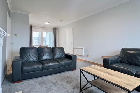3 bedroom flat to rent, East Court, Ravelston House Park, Ravelston, Edinburgh, EH4