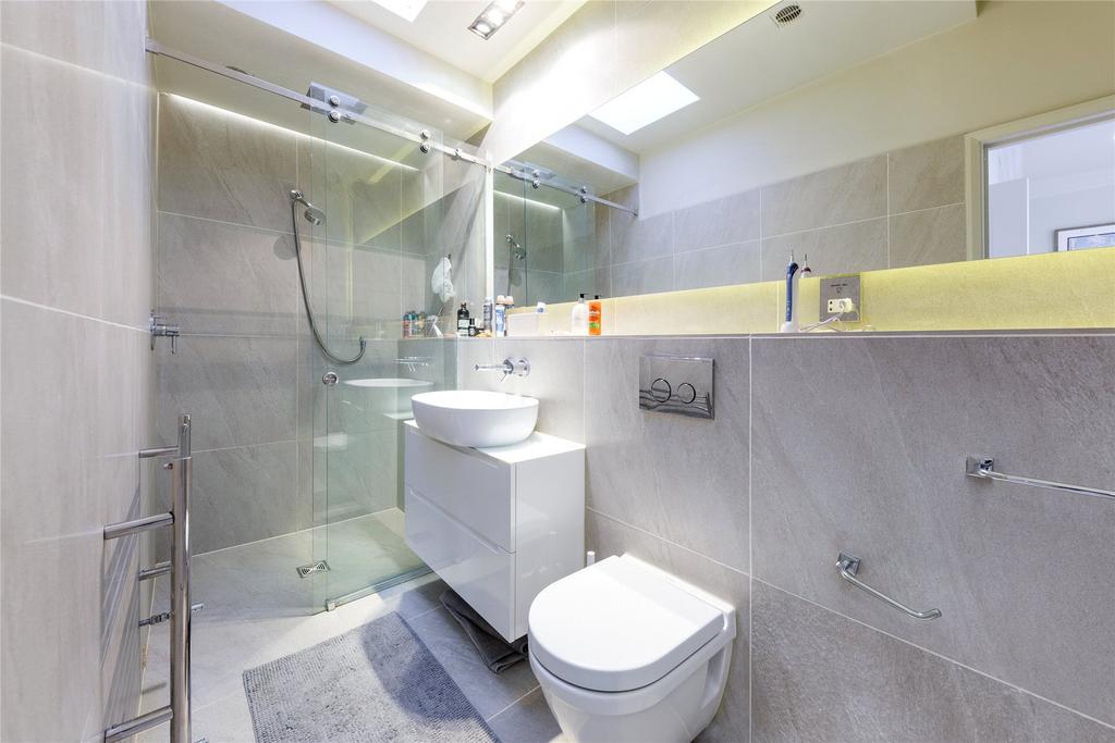 En Suite Shower Room