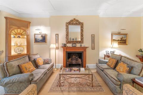 4 bedroom flat for sale, Sloane Court West, London, SW3