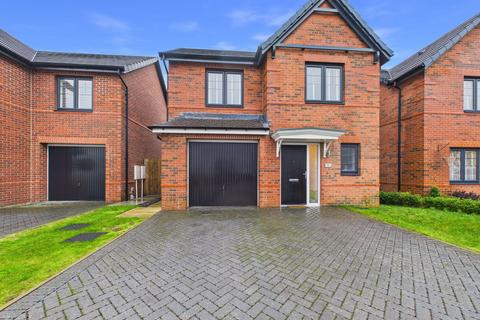 3 bedroom detached house for sale, Stone Drive, Burnopfield, NE16