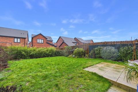 3 bedroom detached house for sale, Stone Drive, Burnopfield, NE16