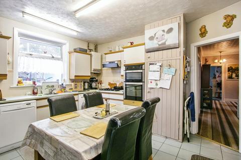 4 bedroom bungalow for sale, Wolseley Road, Poole, BH12
