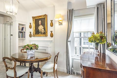 2 bedroom flat for sale, Pelham Court, 145 Fulham Road, London, SW3