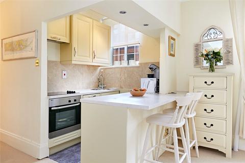 Studio for sale, Daver Court, Chelsea Manor Street, Chelsea, London, SW3