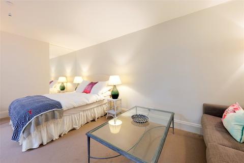 Studio for sale, Meriden Court, Chelsea Manor Street, Chelsea, SW3