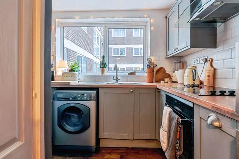 2 bedroom flat for sale, Christchurch Road, Bournemouth, Dorset, BH1