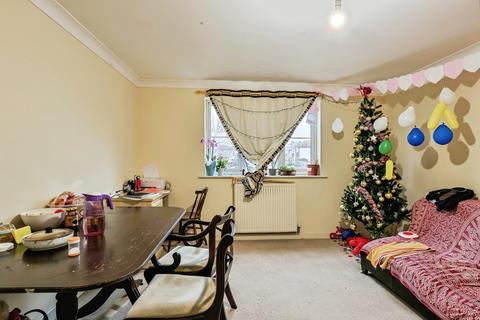 2 bedroom flat for sale, Albert Road, POOLE, Dorset, BH12