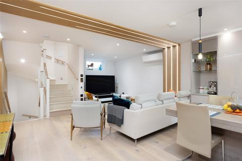 3 bedroom terraced house for sale, Vintners Row, Lamont Road Passage, Chelsea, SW10