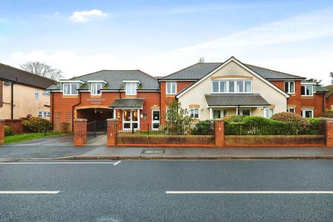 1 bedroom flat for sale, Padnell Road, Waterlooville, Hampshire, PO8