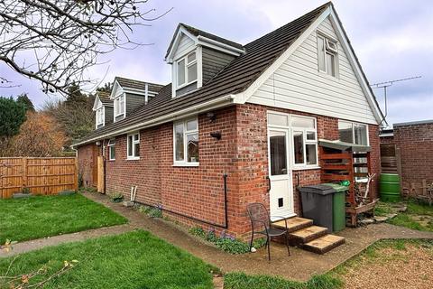 Barton Cross, WATERLOOVILLE, Hampshire, PO8