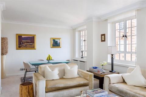 Swan Court, Chelsea Manor Street, Chelsea, London, SW3