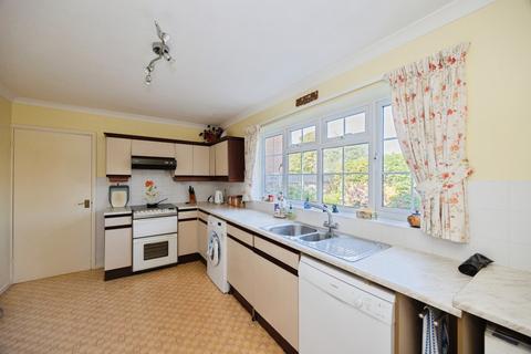 4 bedroom detached house for sale, Latchmore Gardens, Waterlooville, Hampshire, PO8