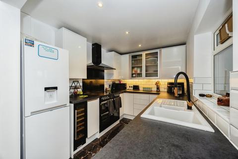 4 bedroom end of terrace house for sale, Butterfly Drive, Portsmouth, Hampshire, PO6