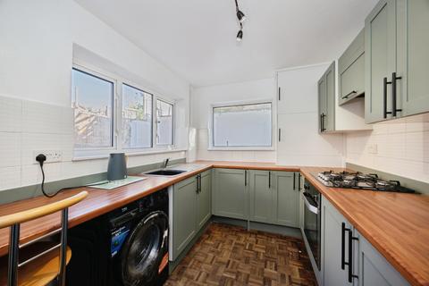 3 bedroom terraced house for sale, London Road, Horndean, Waterlooville, Hampshire, PO8